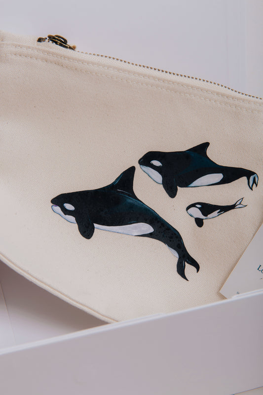 The Orca Pouch