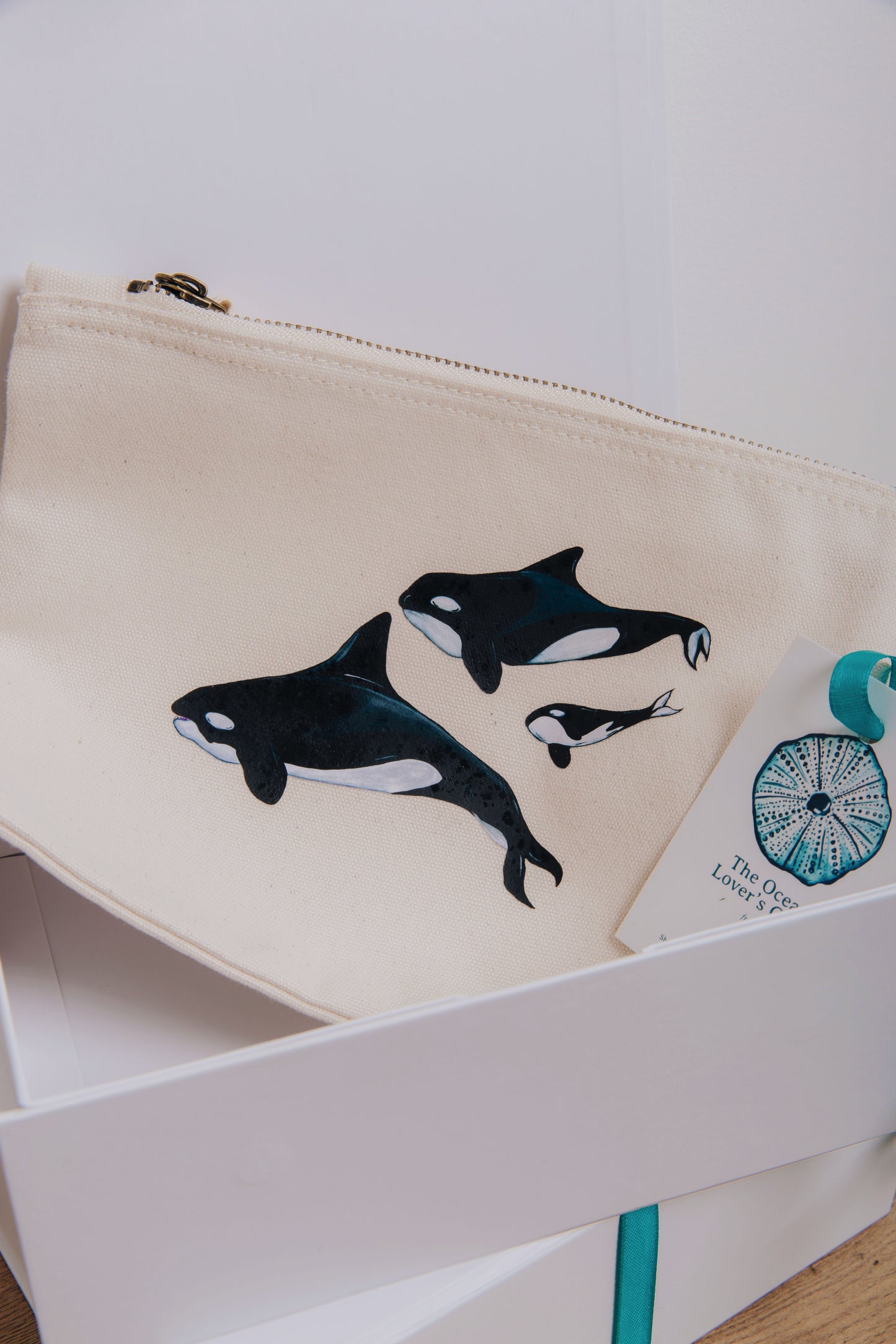 The Orca Pouch